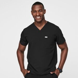 Figs Leon Three-Pocket Scrub Top™ in Black Size XS